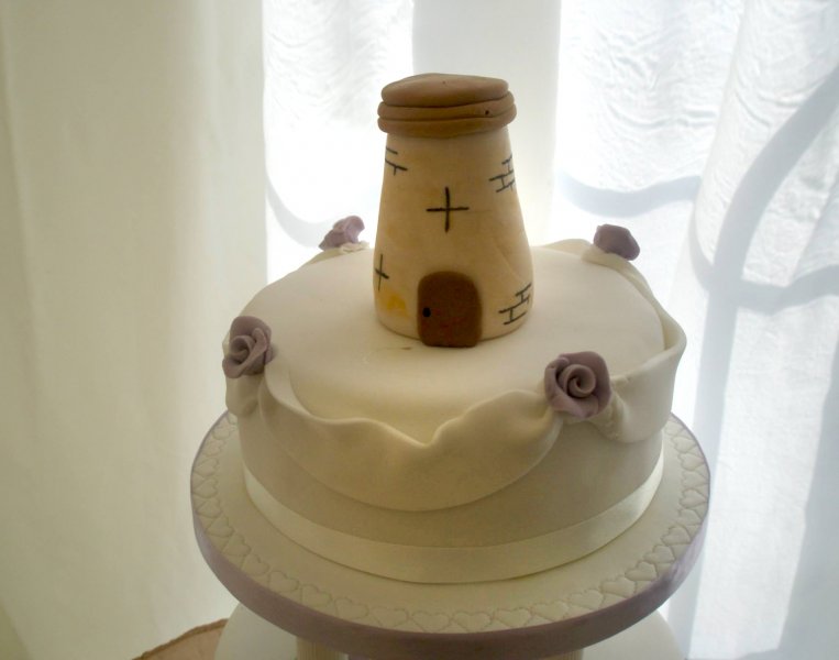 Wedding Cake (1)